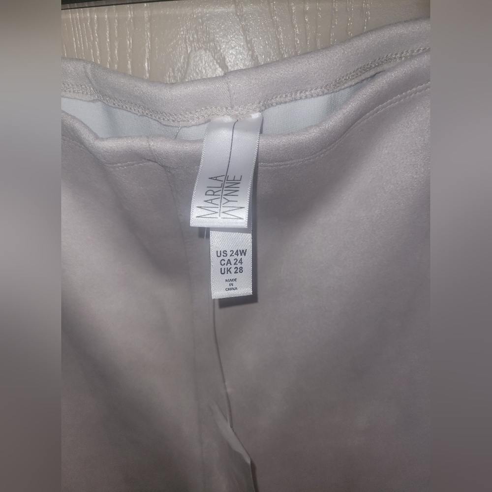 Marla Wynne Wynne Layers Beige Matching Set NWOT classy Womens Plus Size 3X 24W - Picture 7 of 9